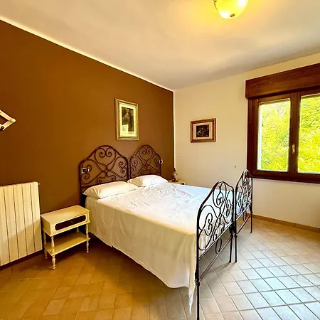 Bed & Breakfast Lilly - 20 Min Da Maranello Serramazzoni