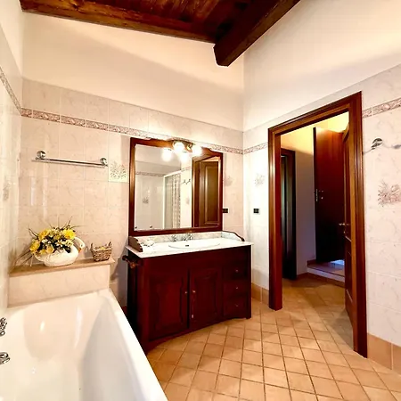 Lilly - 20 Min Da Maranello * Serramazzoni