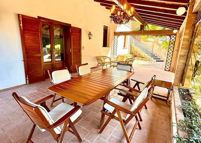 Lilly - 20 Min Da Maranello * Serramazzoni